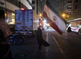 انفجارات في عدة مدن جنوبي وشمال غربي البلاد وتفعيل الدفاعات الجوية في كنارك