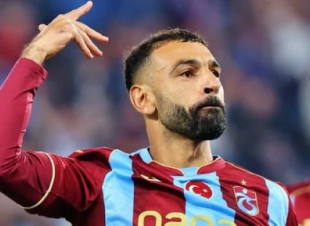 محمد صلاح يقتحم صراع القمة ويطارد رافينيا
